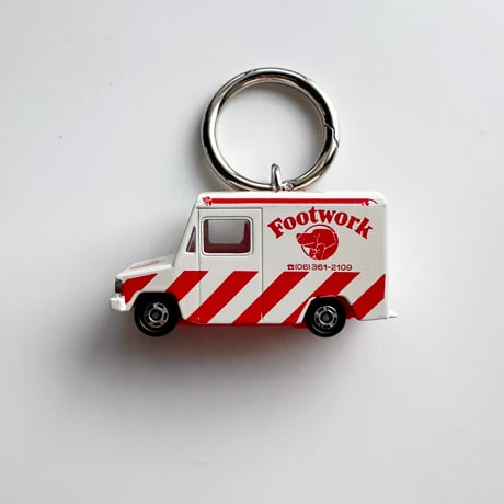 Tomica ISUZU VAN
