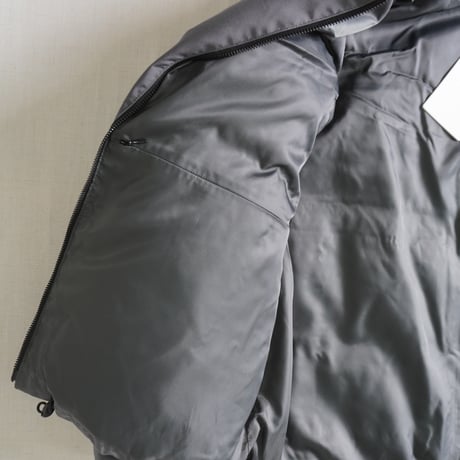＊ユニセックス＊ LA MOND -ラモンド- LIGHT SHELL DOWN PARKA／ブラック 品番：LM-O-094-LS