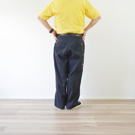 ＊ユニセックス＊Mr. Remake Man-ミスターリメイクマン-studs pants / リメイクワークパンツ