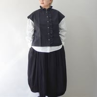 ＊レディース＊ Linenya -リネンヤ- nylon dyed ripstop vest ナイロンリップストップ フリルベスト／ブラック