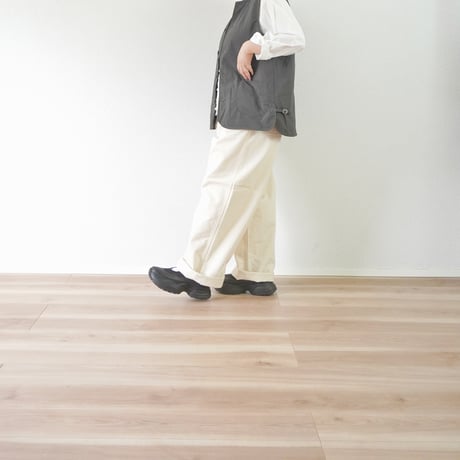 ＊ユニセックス＊ORDINARY FITS-オーディナリーフィッツ-BELL PANTS / エクリュ