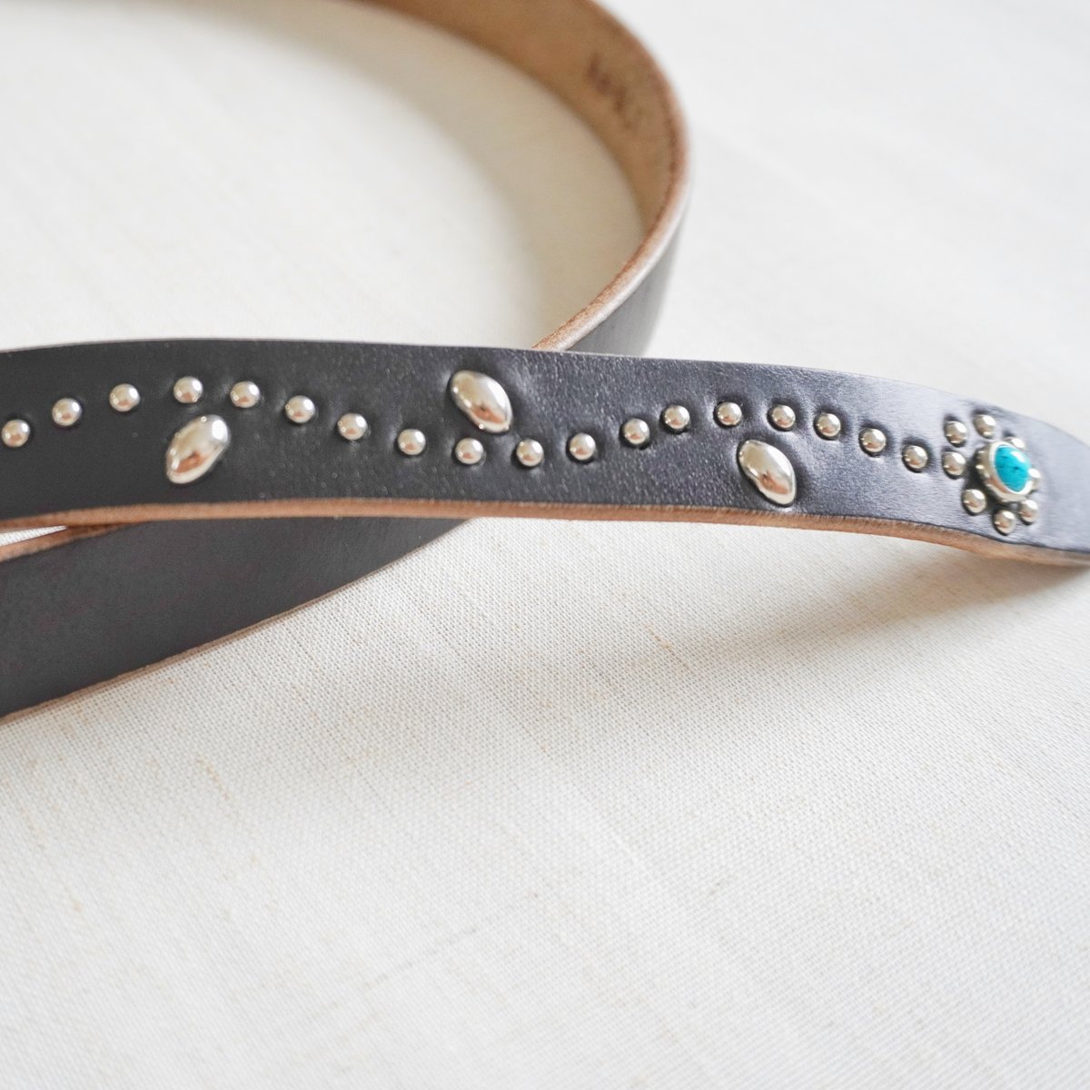 goods＊Re.ACT-Studs Flower Narrow Long Belt /ブラッ