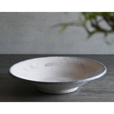 小澤基晴 /粉引7寸 浅鉢 　OZ-21