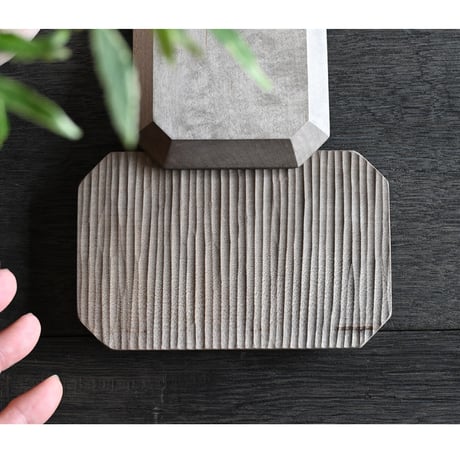 svale furniture /三木達也  隅切り菓子皿　svf-255