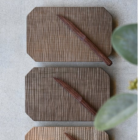 svale furniture /三木達也  隅切り菓子皿　svf-255