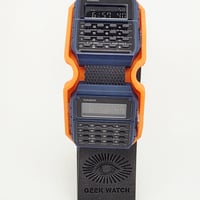 The Future Wears Two Watches（未来は、時計を二つ着ける）