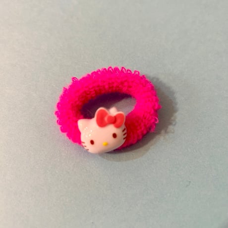ハローキティのヘアゴム
