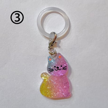 グラデーション猫チャーム　GRADATION CAT CHARM