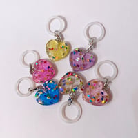 キラキラハートチャーム　GLITTER HEART CHARM