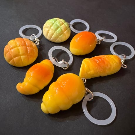 パン めじるしチャーム  BREAD CHARM