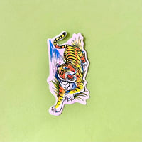 トラ 虎 シール 草の中 Sサイズ  TIGER STICKER SMALL SIZE