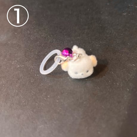寝転びわんちゃんチャーム　Lying-down puppy charm