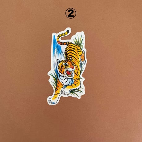 トラ 虎 シール 草の中 Lサイズ  TIGER STICKER LARGE SIZE