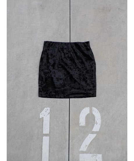 LOOK 08 ＿YUYU ＿ / SWEAT SHIRT / SKIRT