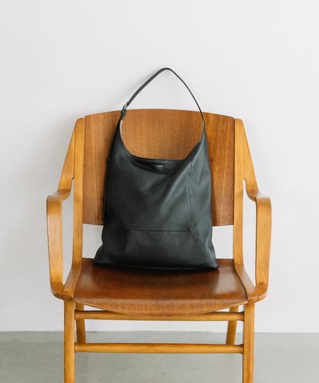 【B-25337】BEAURE Soft Leather One ショルダー Bag