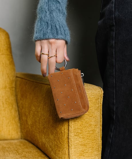 【B-26403】BEAURE Studs Suede Fragment Case｜スタッズ スエード フラグメントケース