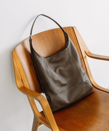 【B-25337】BEAURE Soft Leather One ショルダー Bag