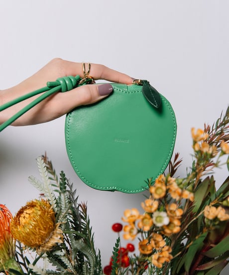 【B-26404】BEAURE APPLE MOTIF MINI POUCH｜りんごモチーフ ミニ ポーチ