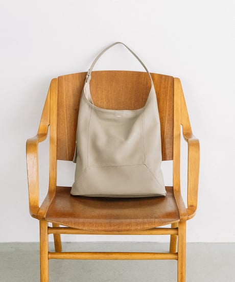 【B-25337】BEAURE Soft Leather One ショルダー Bag