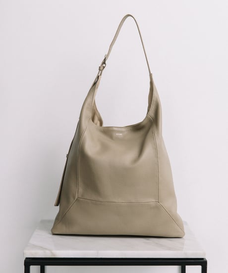 【B-25337】BEAURE Soft Leather One ショルダー Bag