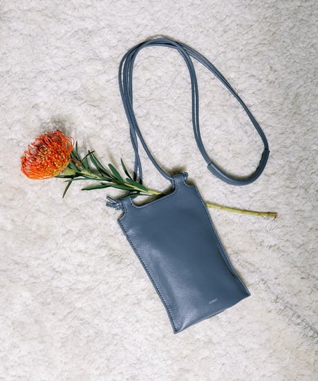 【B-26420】BEAURE COW LEATHER TALL SMARTPHONE SHOULDER BAG｜ カウレザー 縦型 スマホショルダー バッグ