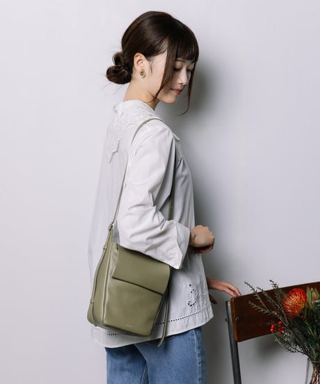 【B-26417】BEAURE FLAP COMPACT SHOULDER BAG｜フラップ コンパクト ショルダーバッグ