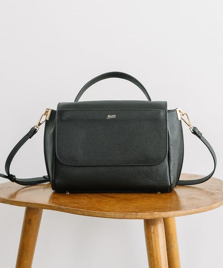 【B-26330】BEAURE カウレザー フラップ 2WAYバッグ