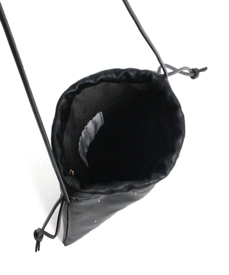【B-26427】BEAURE STUDS SHEEP LEATHER SHOULDER BAG｜スタッズ シープレザー ショルダーバッグ
