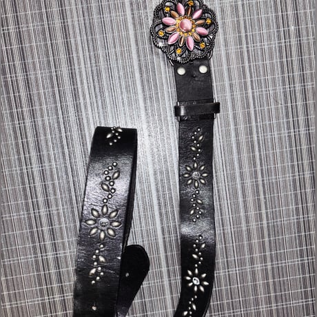 studs belt