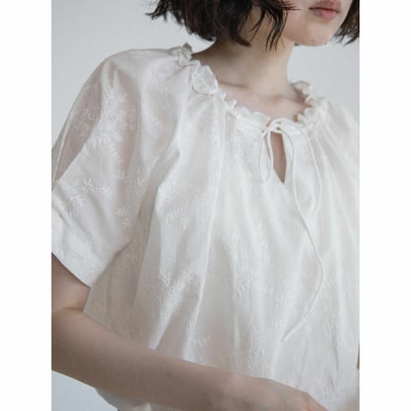 《予約販売》lacy neck accent blouse_nb0422