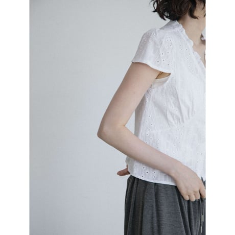 《予約販売》punching lace blouse/2colors_nb0421