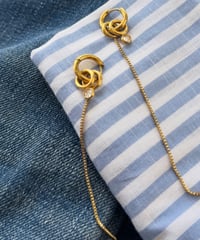 ロングチェーンピアス