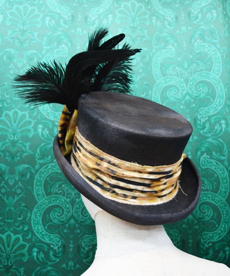 kki.2754　VOODOO STRIPE MOURNING HAT。