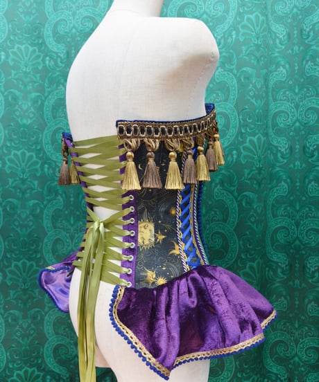 kki.2745　Arabian Night Circus フリルロングコルセット。