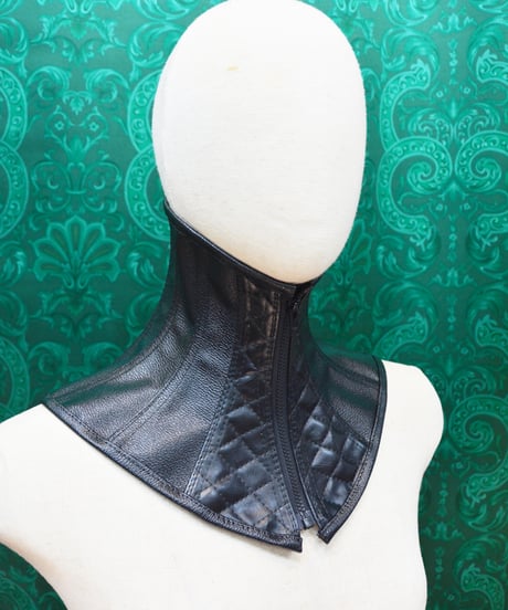 kki.2748　ブラック拘束ハイネックコルセット。