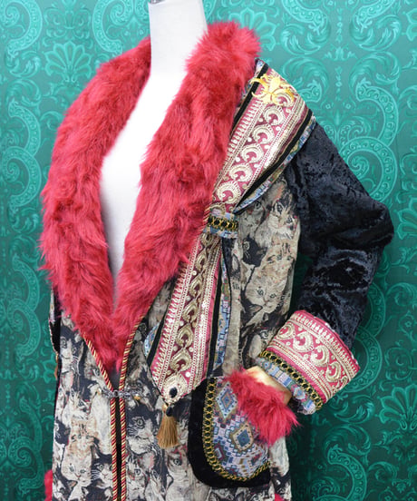 kki.2755　MISTRESS OF CATS GOWN。