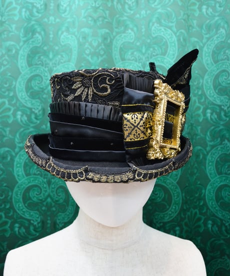 kki.2756　Elegant black and gold low silk  HAT。