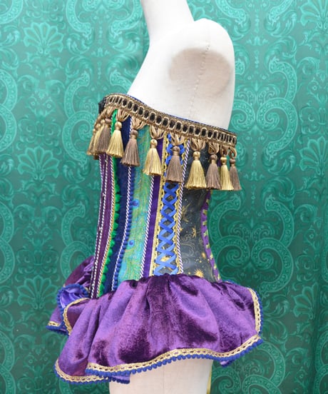 kki.2745　Arabian Night Circus フリルロングコルセット。