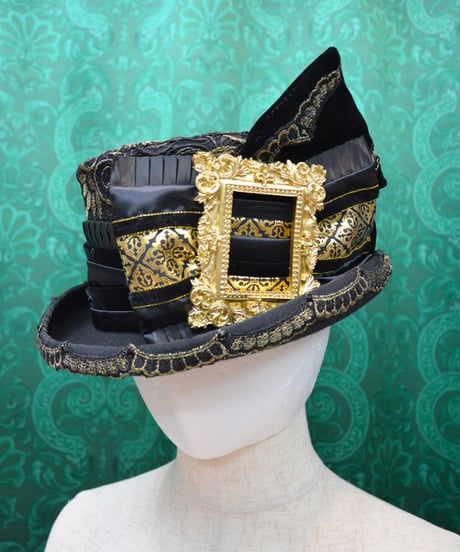kki.2756　Elegant black and gold low silk  HAT。