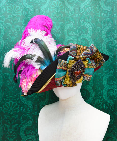 kki.2758　MADAME HARLEQUIN  HAT。