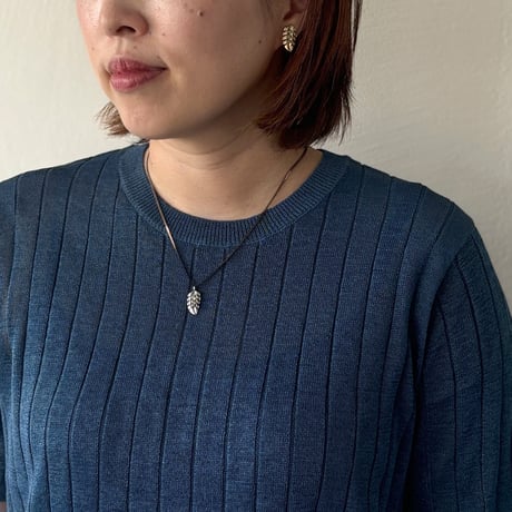 リーフモチーフのネックレス