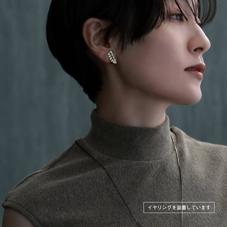 【2026年8月下旬発売開始】リーフモチーフのピアス＆イヤリング