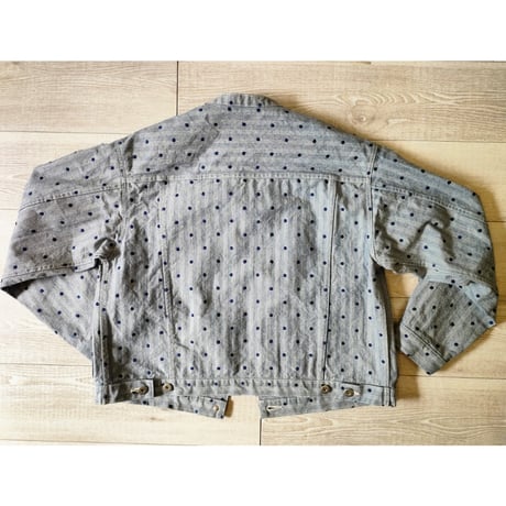 ドット刺繍柄ヘリンボーンデニムノーカラーＧジャン