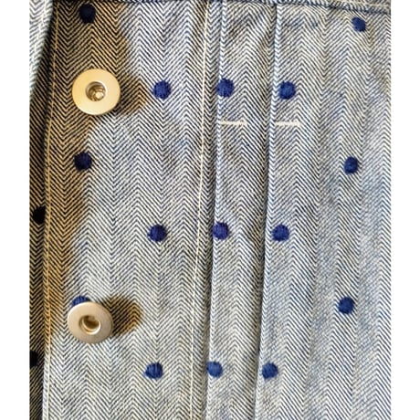 ドット刺繍柄ヘリンボーンデニムノーカラーＧジャン