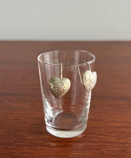 シルバーピアス　ハート
