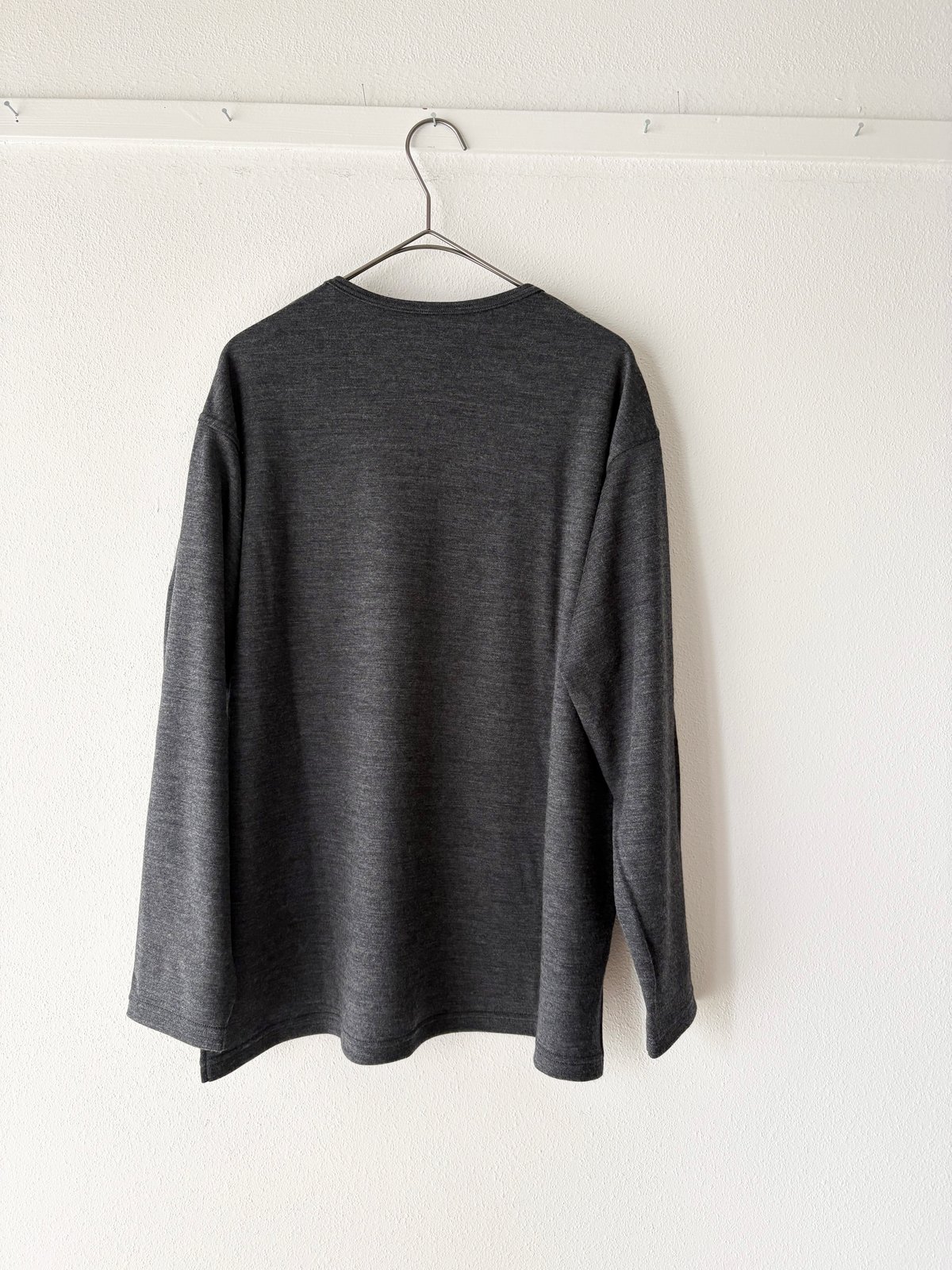 M-［medium］ロングスリーブTシャツ LST / チャコールグレー | days