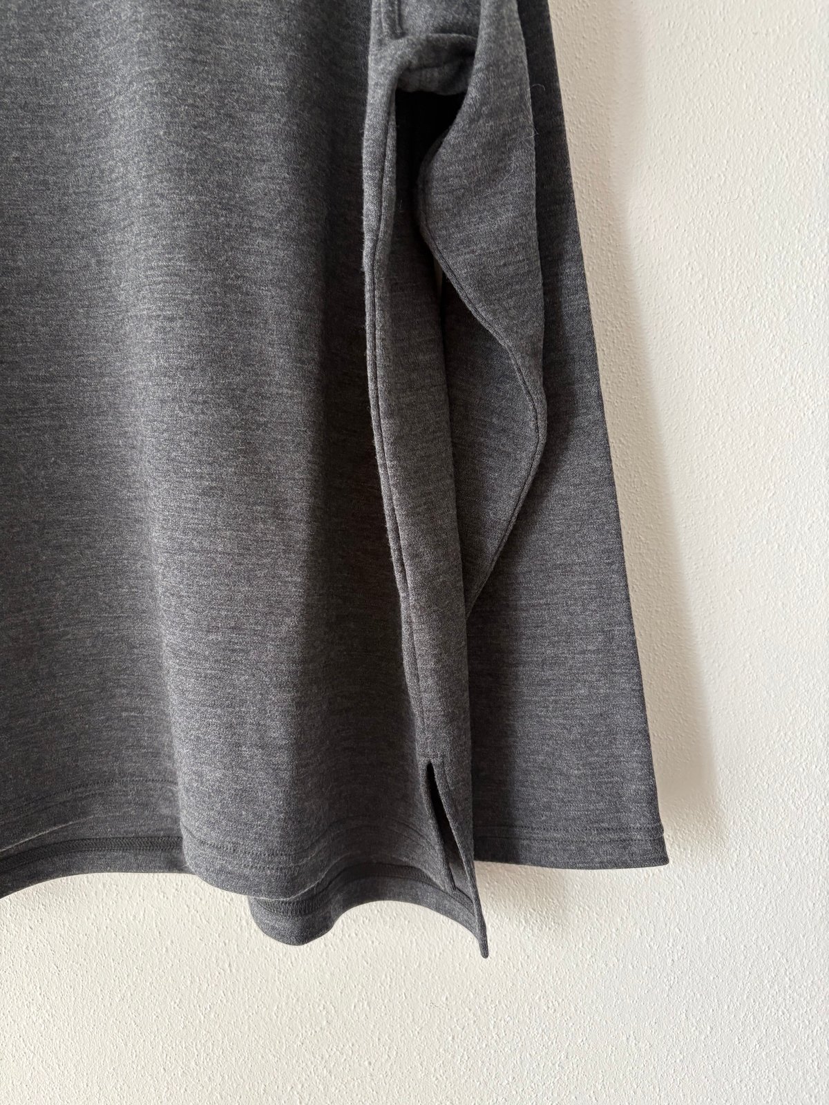 M-［medium］ロングスリーブTシャツ LST / チャコールグレー | days