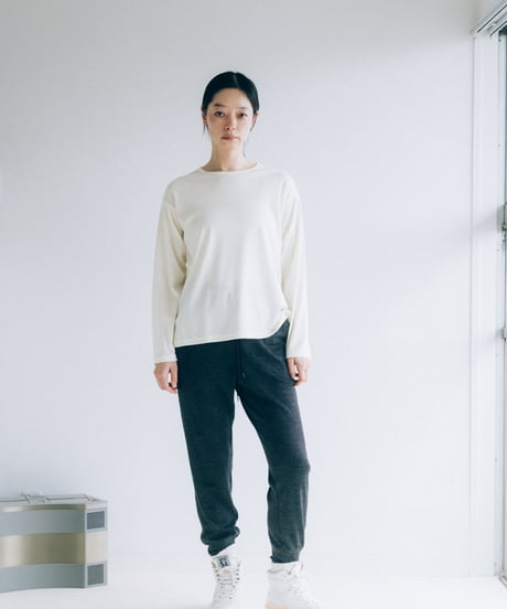 -M-［medium］スーパーウールパンツ Phoebe / チャコールグレー
