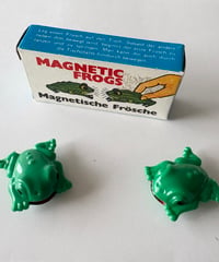 マグネチックカエル　Magnetic Frogs