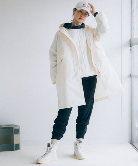 -M-［medium］フィールドコート Gail 2 / ホワイト